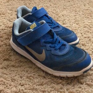 Boys Nike Blue Sz 13.5 Velcro